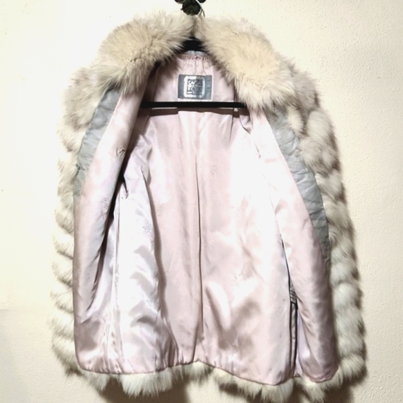 VTG Saga Fox Natural Blue Fox Norway Fur Coat Size Small EUC! - Picture 3 of 16
